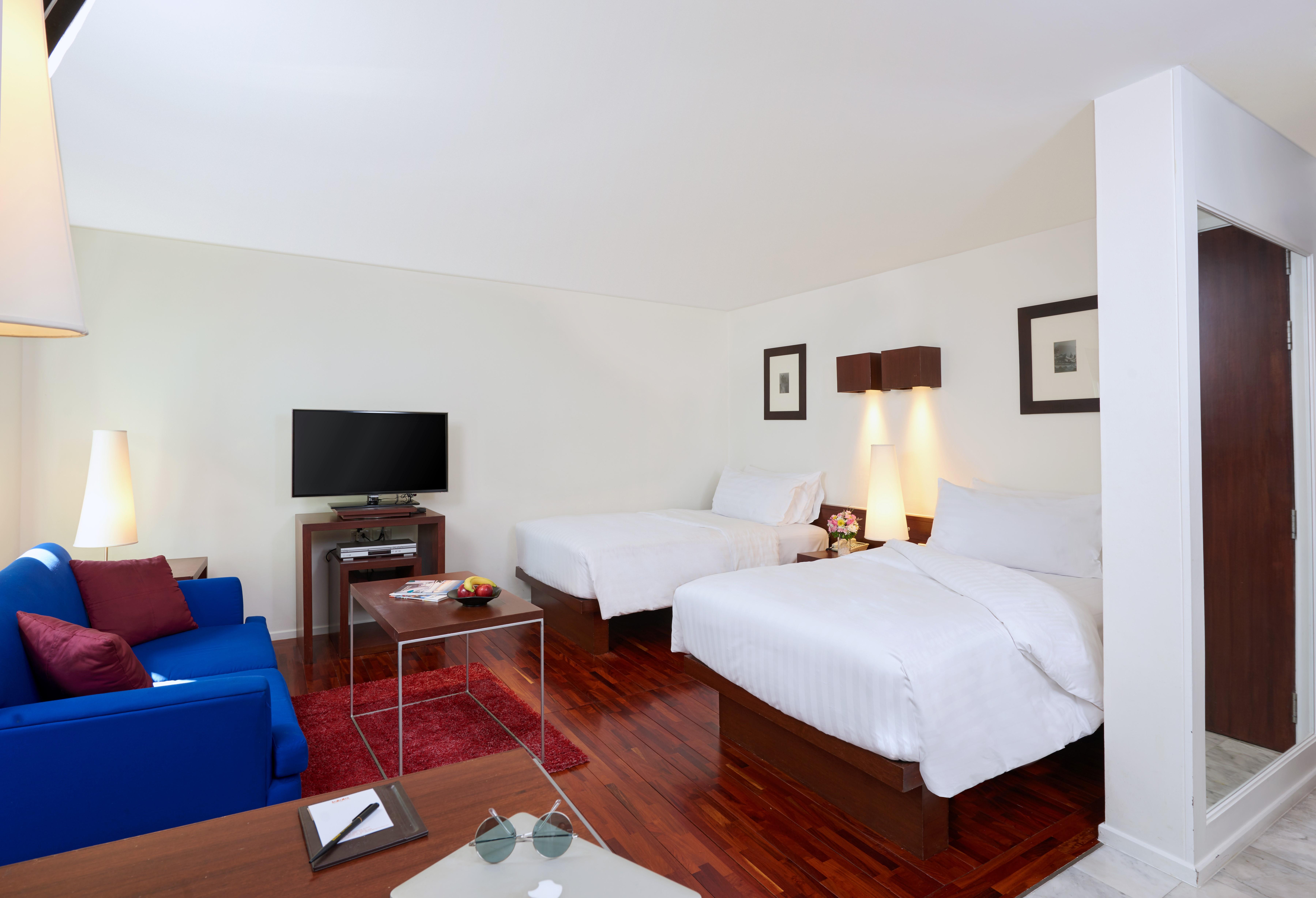 Hotel Triple Two Silom Bangkok Esterno foto
