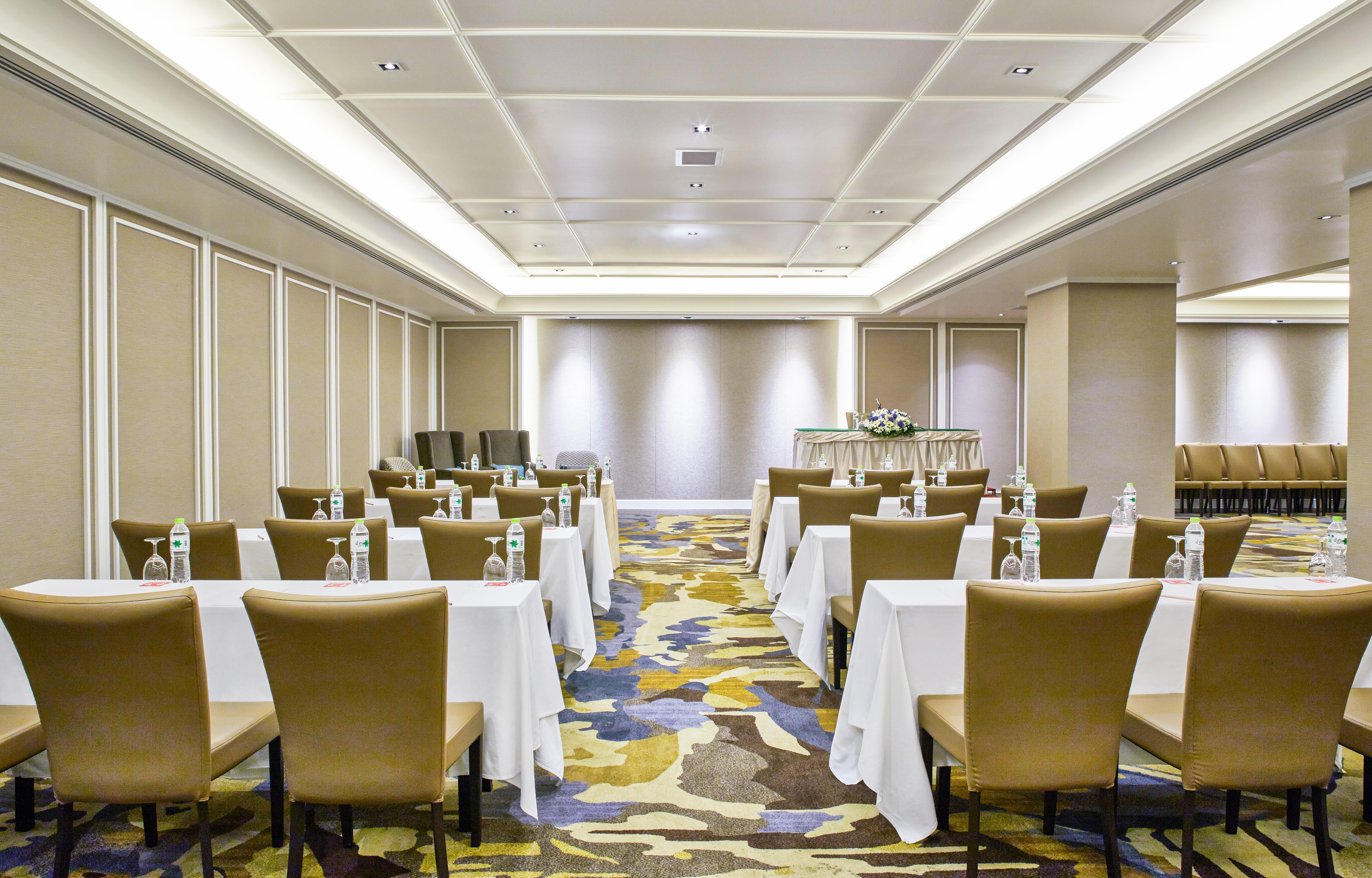 Hotel Triple Two Silom Bangkok Esterno foto