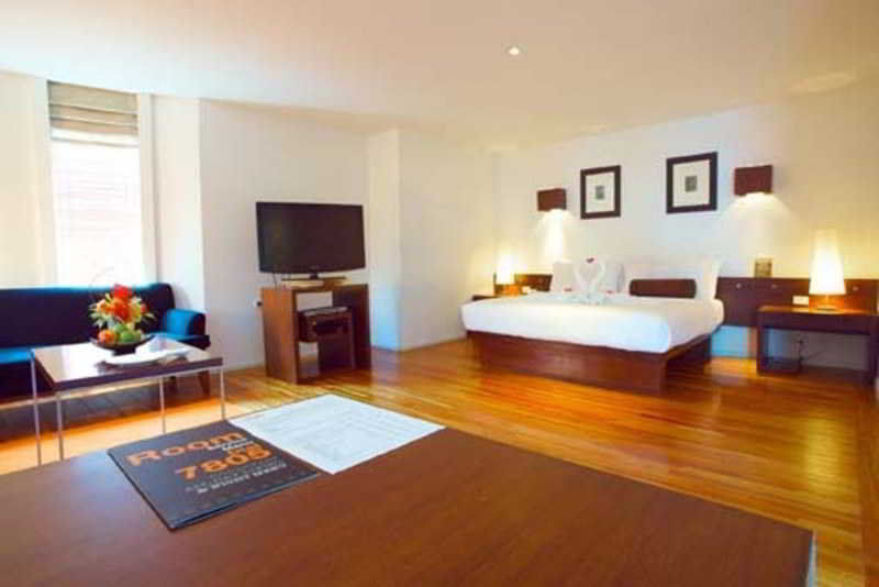 Hotel Triple Two Silom Bangkok Esterno foto
