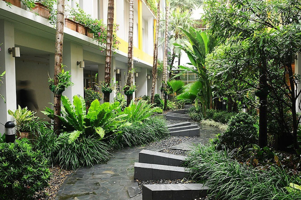 Hotel Triple Two Silom Bangkok Esterno foto