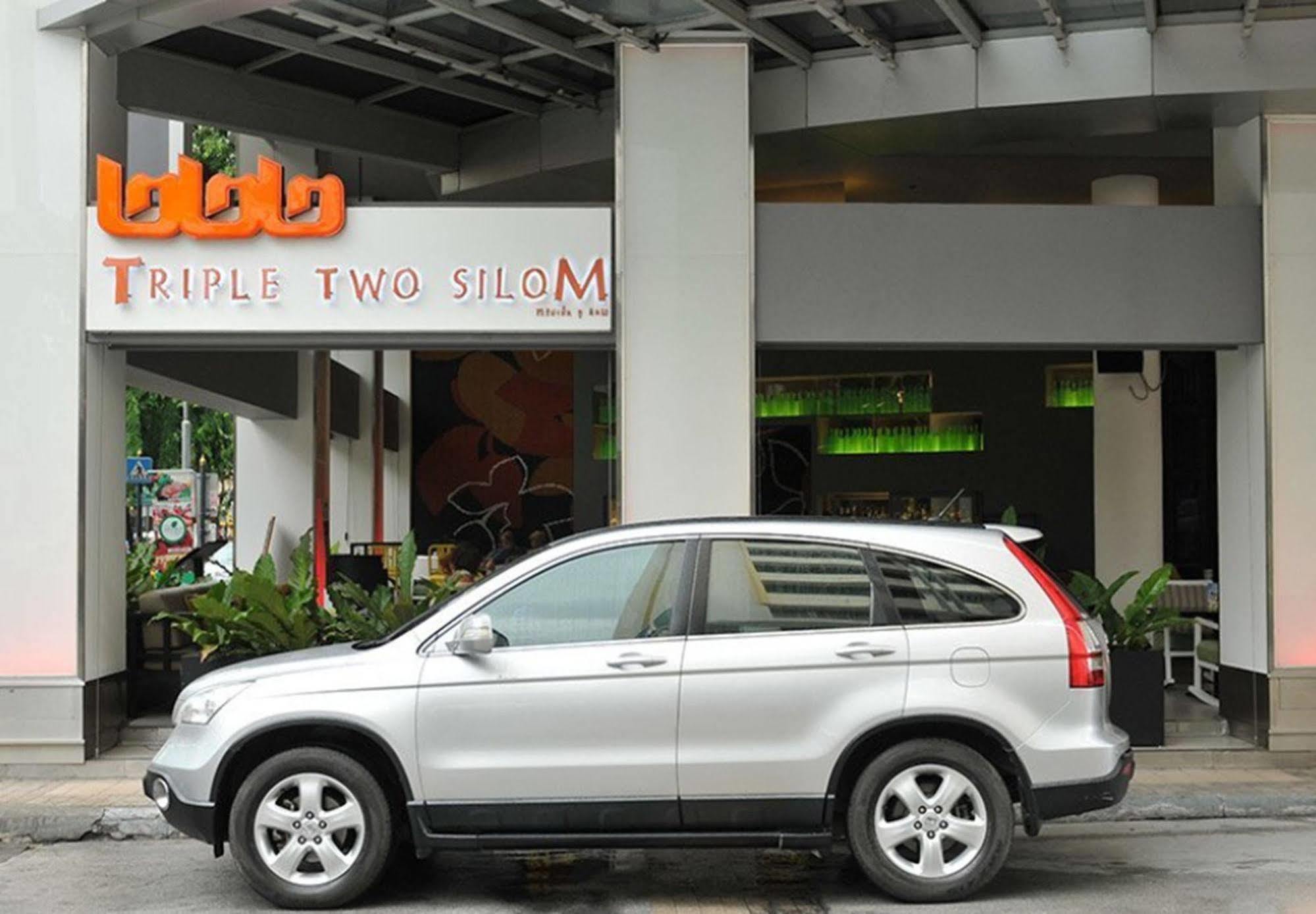Hotel Triple Two Silom Bangkok Esterno foto