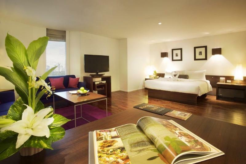 Hotel Triple Two Silom Bangkok Esterno foto